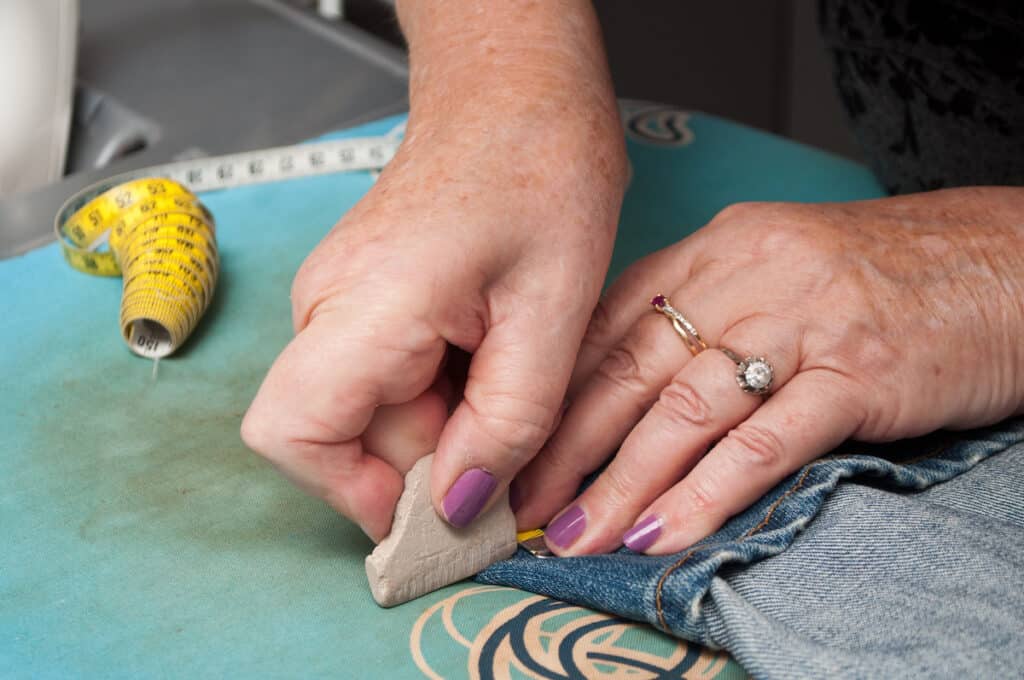 hemming jeans
